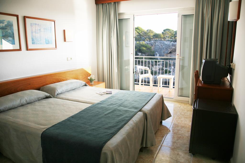 Hotel Villa Sirena Cala Figuera  Exterior photo